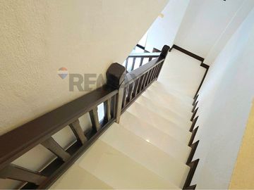 3-Bedroom Townhouse for Sale only 2 minutes' walk to Big Buddha Beach