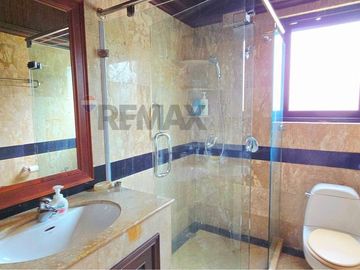 3-Bedroom Townhouse for Sale only 2 minutes' walk to Big Buddha Beach