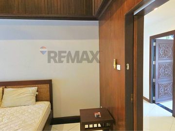 3-Bedroom Townhouse for Sale only 2 minutes' walk to Big Buddha Beach