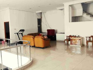 DIJUAL RUMAH 2 LANTAI