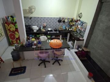 Rumah 2 Lantai Bellavista Residence 5 Kamar Tidur, Lokasi Strategis