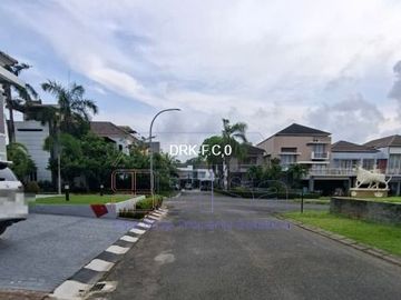 Rumah 2 Lantai Bellavista Residence 5 Kamar Tidur, Lokasi Strategis