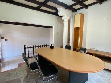 Dijual Rumah Hitung Tanah Murah Strategis di Setrasari Raya Bandung SHM