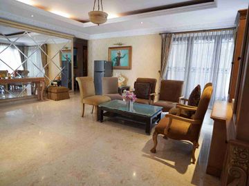 Rumah 3 lantai di komplek Kijang Kencana Kemanggisan Palmerah 9 miliar