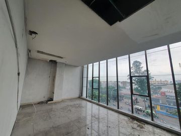 Jual ruko Kota Tangerang hadap jalan raya Tangcity Mall cocok untuk kantor kecantikan skincare klinik kursus