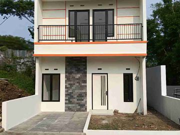 RUMAH MEWAH SIAP HUNI DEKAT UB DAN SUHAT