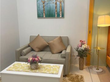 1 and 2 bedroom One Uptown Residences For Lease BGC