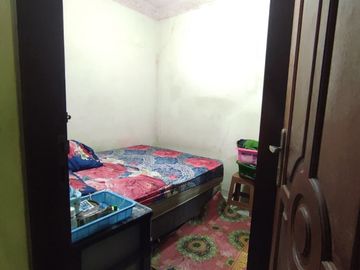 Dijual Rumah Pinggir Jalan Raya