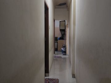 Dijual Rumah Pinggir Jalan Raya