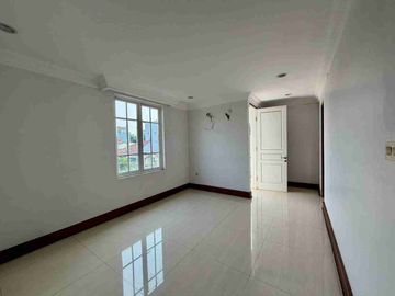 Turun Harga...  Rumah 2½ Lantai Siap Huni Kelapa Gading Jakarta Utara
