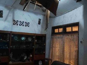 Dijual Rumah di Keramat Pulo,  LT. 188m2, LB. 170m2