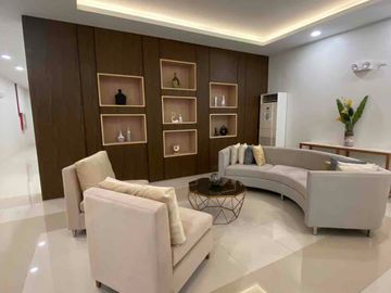 Siena Towers for Rent