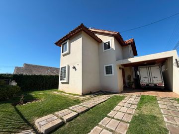 Villa Instituto Ingles, Machalí
