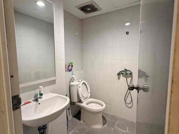 Full furnish interior‼️Dijual apartemen gunawangsa merr 2BRS (luas 47 m2)