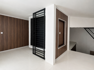 Rumah Cantik Minimalis Siap Huni dalam Cluster Cipayung Depok Jawa Barat