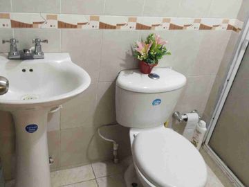 EXCELENTE UBICACIÓN APTO PRIMER PISO NORTE DE CALI