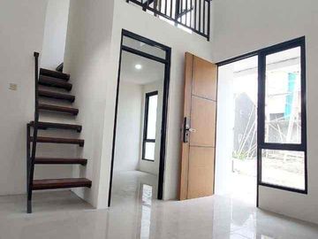 Rumah 2 lantai strategis dekat stasiun Depok lama