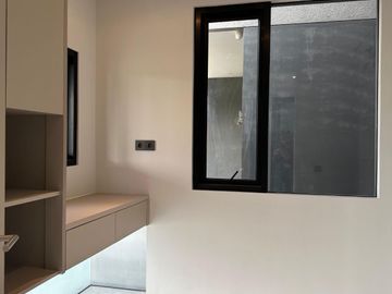 Rumah ready 2 lantai 10 meter pintu toll Ciputat dekat sama tiptop