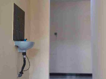 Wiguna UPN Rungkut MERR rumah baru renovasi