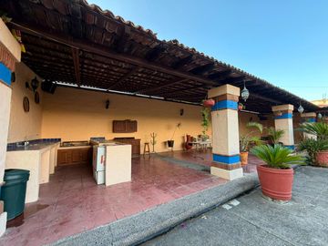 HACIENDA / QUINTA EN VENTA TARIMBARO MICH.