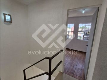 CASA EN VENTA EN FRACCIONAMIENTO EN EMILIANO ZAPATA,MOR.