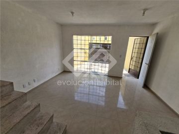 CASA EN VENTA EN FRACCIONAMIENTO EN EMILIANO ZAPATA,MOR.