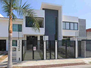 CASA EN VENTA EN PUERTO VALLARTA JALISCO