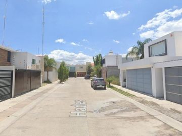 CASA EN VENTA-RECUPERACION BANCARIA San Luis Potosí