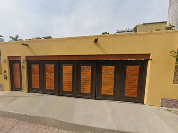 AMPLIA CASA EN VENTA CERCA DE LA PLAYA EL PALMAR