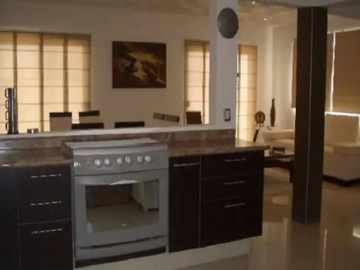 CASA EN ACACIAS, BENITO JUÁREZ, EN REMATE