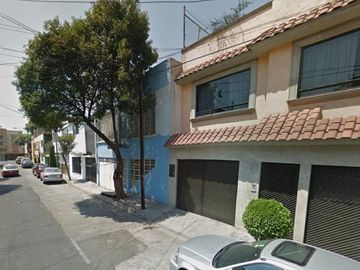 CASA EN REMATE EN LA VÉRTIZ NARVARTE, BENITO JUÁREZ