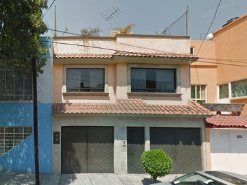 CASA EN REMATE EN LA VÉRTIZ NARVARTE, BENITO JUÁREZ