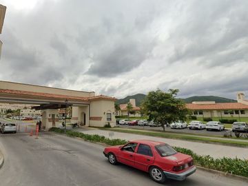 Casa en Venta en Lomas de San Agustín, Tlajomulco de Zúñiga, Jalisco | Excelente Ubicación