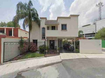 VENTA DE CASA EN MONTERREY NUEVO LEÓN