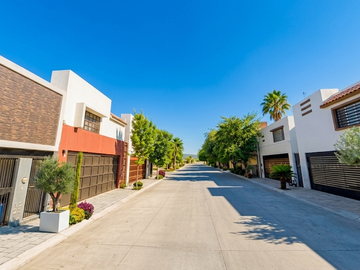 VENTA DE CASA EN MONTERREY NUEVO LEÓN