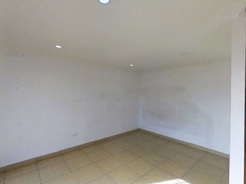 Venta Acogedor Apartamento cerca de Molinos Sur, Av Caracas