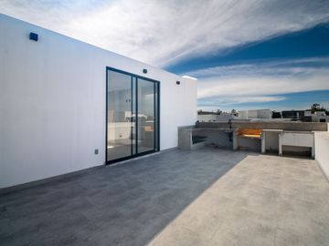 Casa de 5 recamaras Solares – Altanza Zona Real