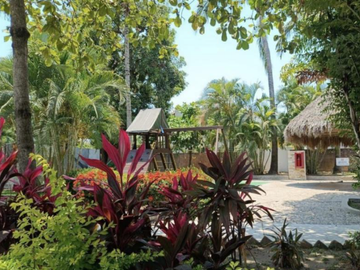 CASA EN PUERTO VALLARTA, SUPER AMPLIA, ACABADOS DE LUJO, CUENTA CON TODOS LOS SERVICIOS Y AMENIDADES.