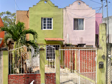 Villa Alegre 210, Villas de San Clemente, 92735 Álamo, Ver