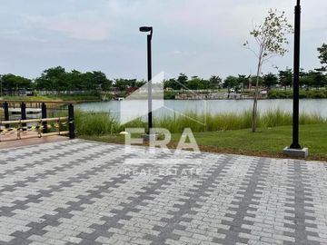 Rumah Dua View di Harapan Indah Cluster Lavesh Bekasi