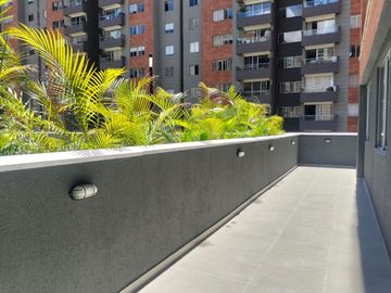 Apartamento en Arriendo en Ciudad del Rio, Poblado Medellín Antioquia