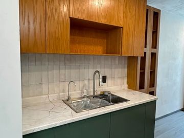 Casa Totalmente Nueva y Céntrica - con Habitación en Pb y Depa Para Rentar.