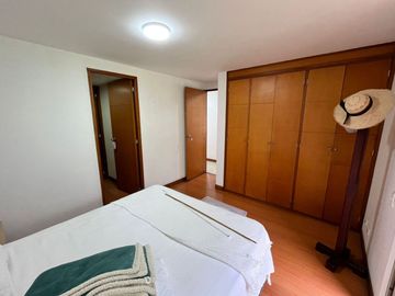Apartamento en Arriendo en Castropol, Poblado Medellín Antioquia