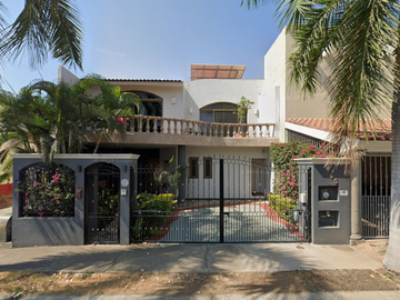 CASA EN VENTA EN COLONIA EN FLUVIAL VALLARTA, PUERTO VALLARTA, JALISCO