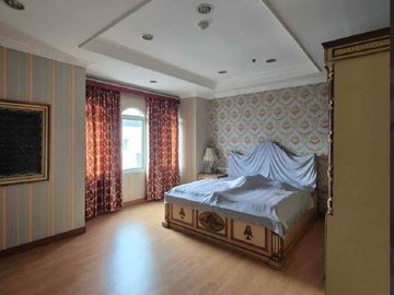 Rumah The Villas d MOI bagus full furnished murah