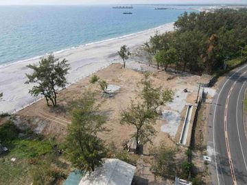 Beach Front Property For sale in Zambales!