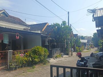 Rumah 2 Lantai 5 Menit dari Kampus Mercu Buana Yogyakarta 1