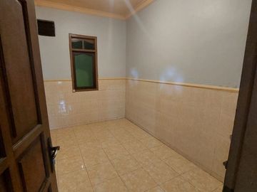 Rumah 3 Lantai Idaman dan Strategis di Kranggan Permai, Cibubur