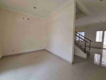 Dijual Rumah Cluster Ruby Pondok Hijau Golf Gading Sepong