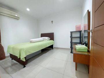 Dijual Rumah Semi Furnished di Sektor 7C Gading Serpong Tangerang